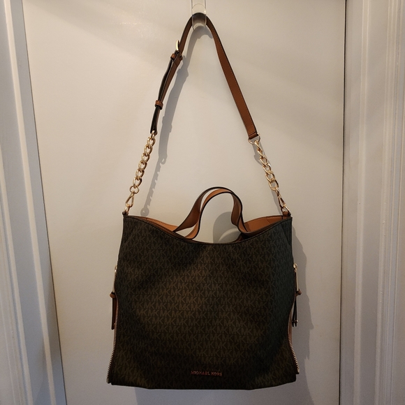 Michael Kors Devon tote - Picture 4 of 8